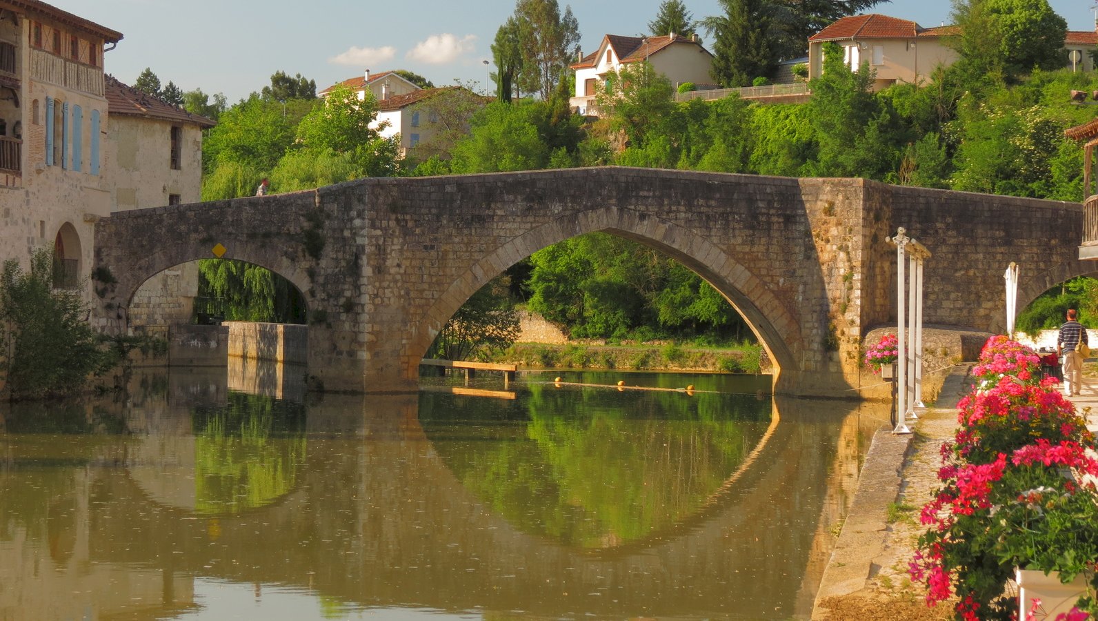 Ophorus Tours - Sarlat & Dordogne Highlights: Private 5-Day Tour with Caves, Villages & Wine