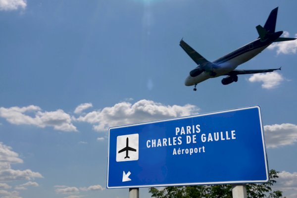 Ophorus Tours - Bayeux Private Transfer to Paris CDG airport