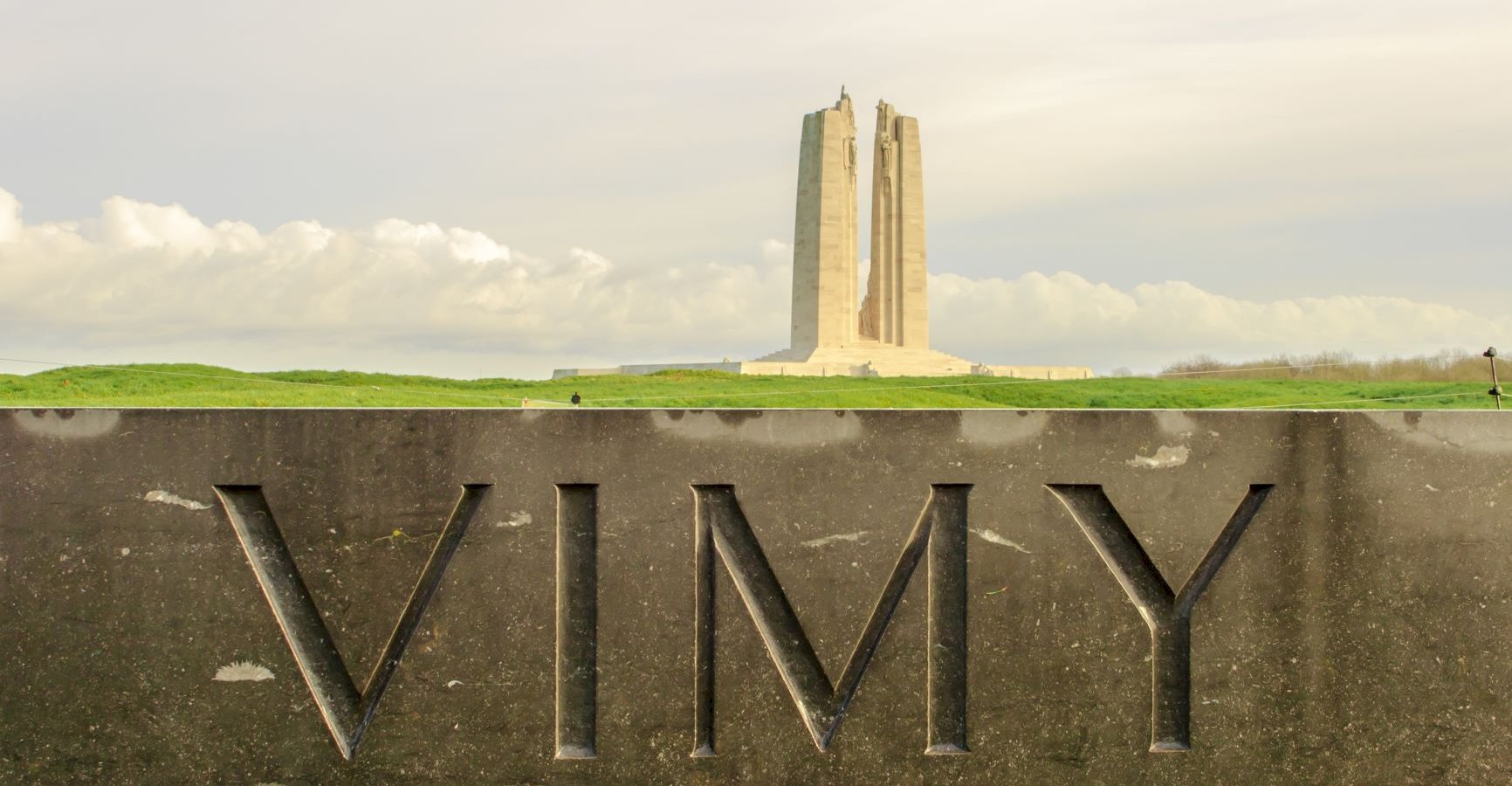 Ophorus Tours - Unveiling Vimy & Somme: Private WW1 Battlefields Tour from Arras