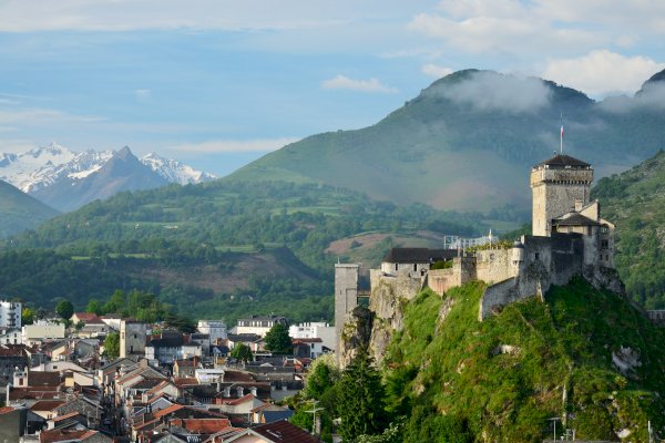 Ophorus Tours - Spiritual Journey to Lourdes: Private Transfer from Bordeaux