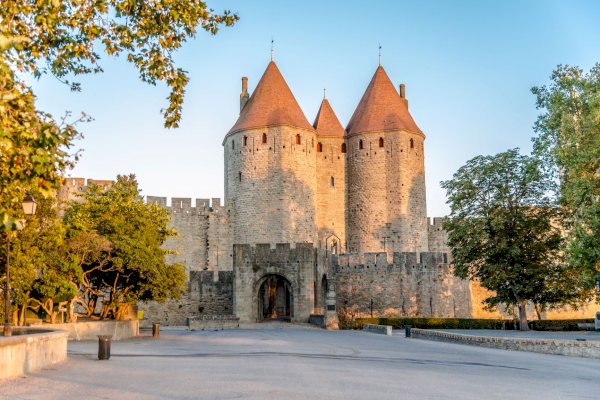 Ophorus Tours - From Sarlat la Canéda to Carcassonne Private Transfer