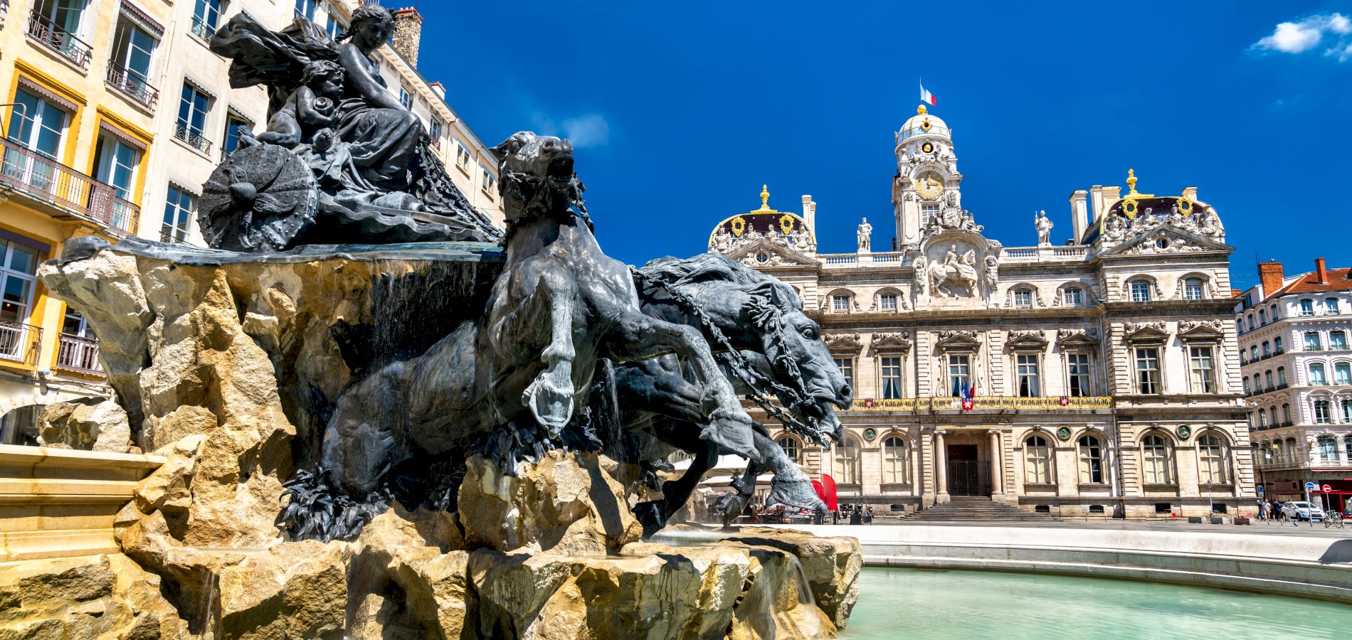 Ophorus Tours - From Strasbourg to Lyon Private Transfer