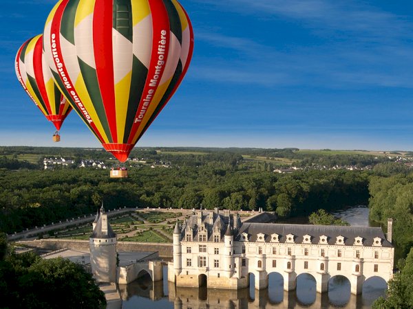 Loire Valley Châteaux Shared Hot Air Balloon Flight 