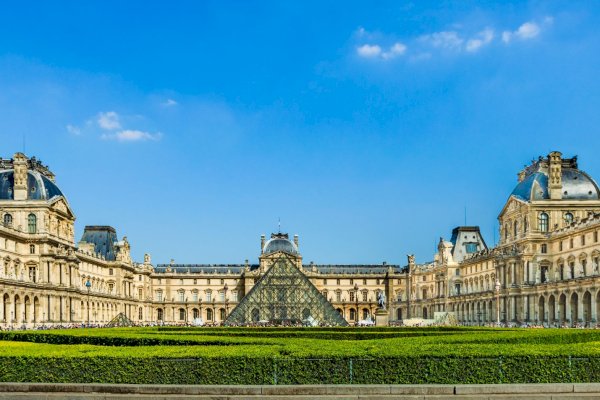 Ophorus Tours - Skip-the-Line: Louvre Museum Greatest Masterpieces Small Group Tour